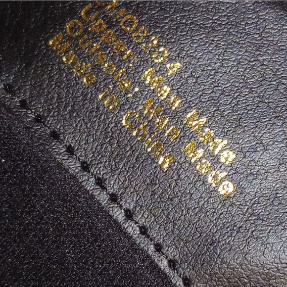 🆕🤠👢Pretty Little Thing Black Croc Knee High Boots - Picture 9 of 11